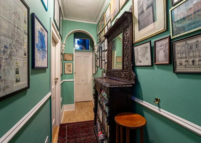 Ultra Central London, Modern Flat In Leafy Street