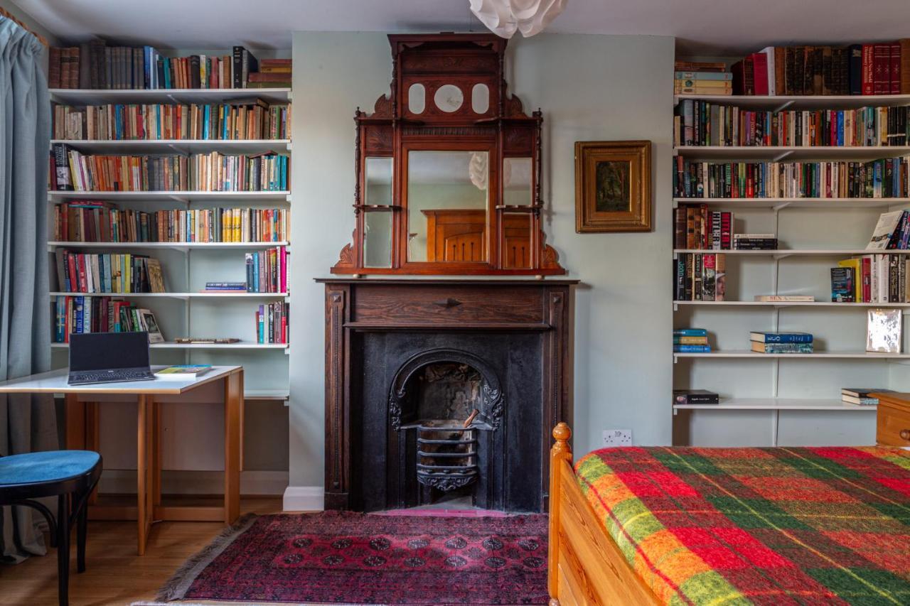 Ultra London, Modern Flat In Leafy Street * Londen